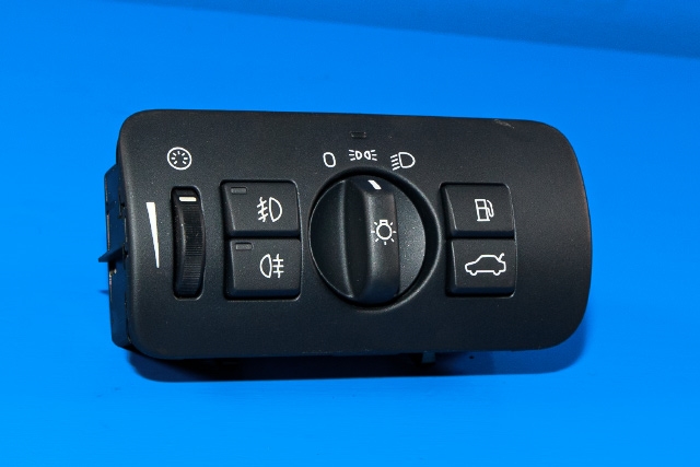 Bryter lys til Volvo V70, 2007-2013 (Type III, Fase 1)  (VOLVO|30739414)
