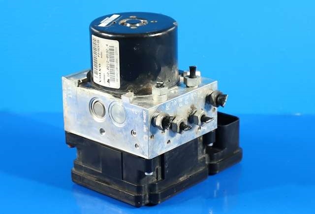 ABS sentral til Volvo V70, 2007-2013 (Type III, Fase 1)  (VOLVO|P31329139)