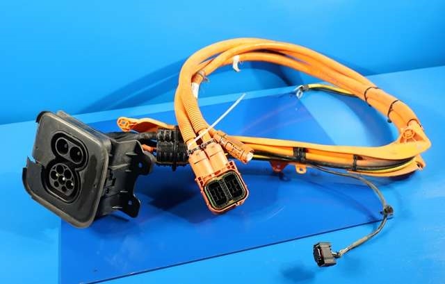 Batterilader inntak/luke til BMW i3 2013-2022 (BMW|9 340 784-01|)
