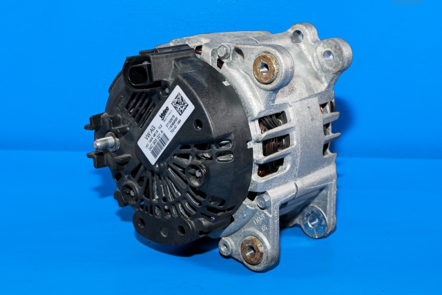 Dynamo til Audi Q2 2016-->>  (VALEO|2715267B|04C 903 021 A. 14 VOLT - 140 AMP|)