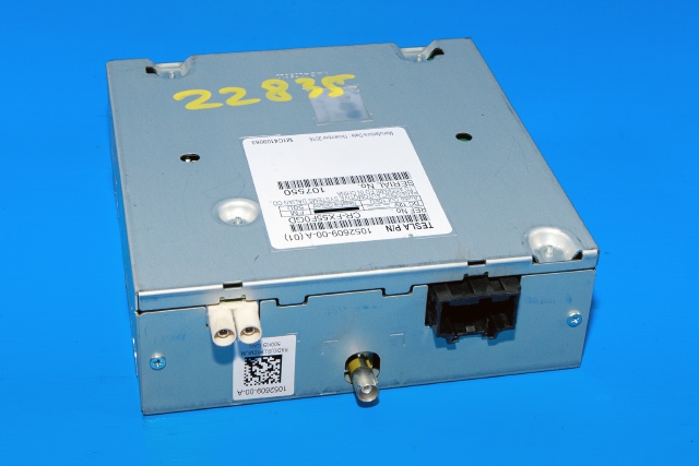 Bilstereo til Tesla Model S, 2013-2016 (Fase 1)  (TESLA|1052609-00-A)