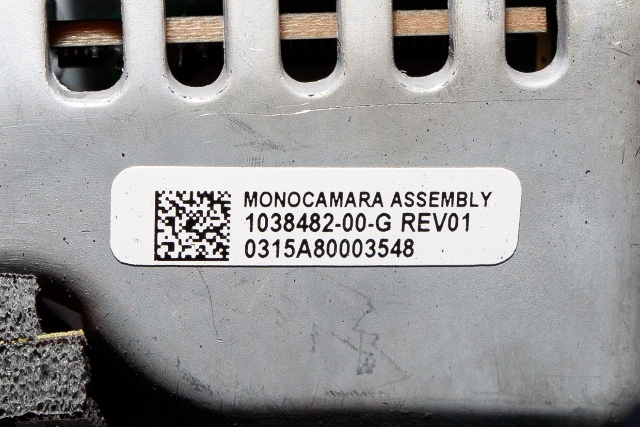 Parkeringskamera foran til Tesla Model S 2013-2016 (Fase 1)  (TESLA|1038482-00-G|)