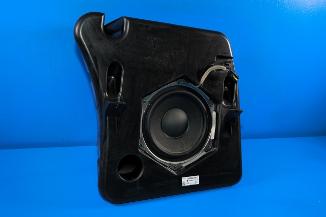 Bilstereo sub-woofer til Tesla Model S, 2013-2016 (Fase 1)  (TESLA|1004833-05-C)