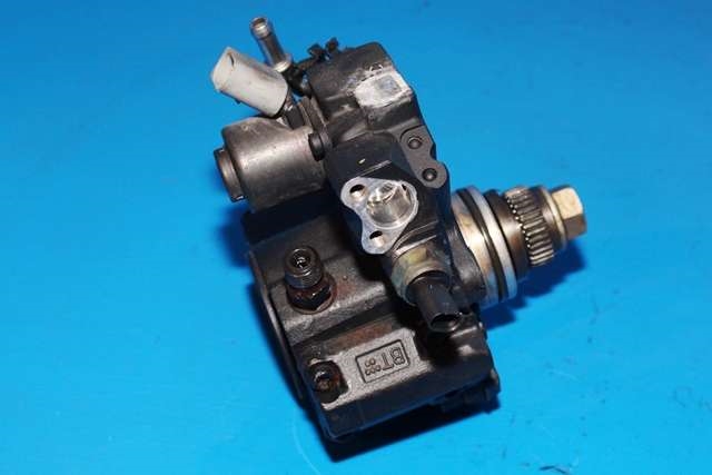 Dieselpumpe til Mercedes E-Klasse, 2009-2013 (Fase 1) (W212) (W212) (MERCEDES|A 651 070 06 01)