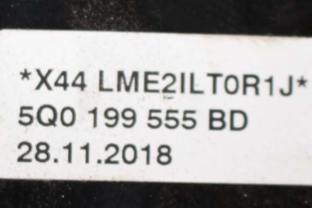Motorfeste til Audi Q2 2016-->>  (VAG|5Q0 199 555 BD|)