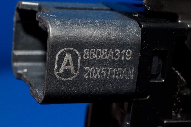 Bryter ruteheis til Mitsubishi Outlander 2015-->> (Type III, Fase 2) (MITSUBISHI|8608A319|)