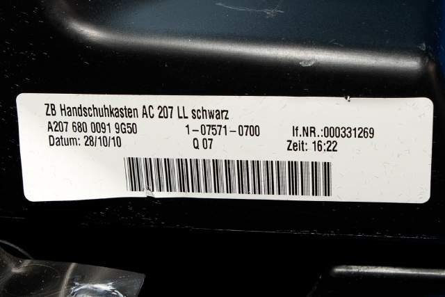 Hanskerom til Mercedes E-Klasse, Coupe/Cab 2009-2013 (Fase 1) (C207) (C207) (MERCEDES|A 207 680 00 91|)
