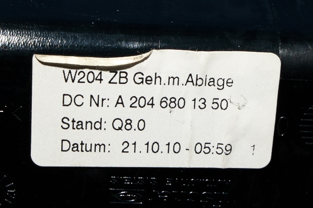 Dashbord askebeger til Mercedes E-Klasse, Coupe/Cab 2009-2013 (Fase 1) (C207) (C207) (MERCEDES|A 204 680 13 50|)