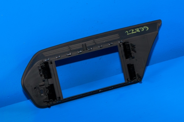 Dashbord diverse til Mercedes E-Klasse, Coupe/Cab 2009-2013 (Fase 1) (C207) (C207) 