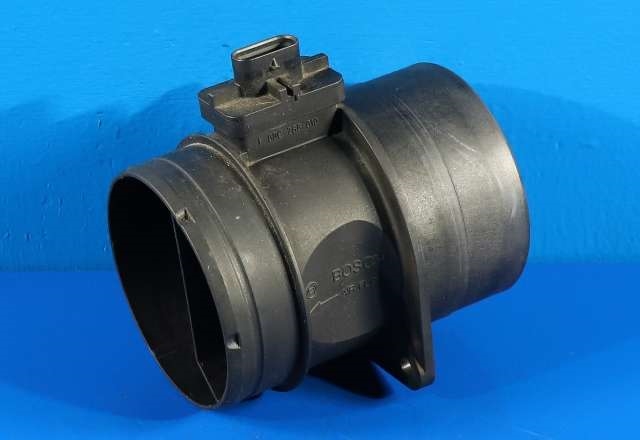 Luftmengde/luftmassemåler til VW Transporter / Caravelle 2009-2015 (Fase 2) (T5) (T5) (BOSCH|0 281 002 956|03L 906 461 A|)