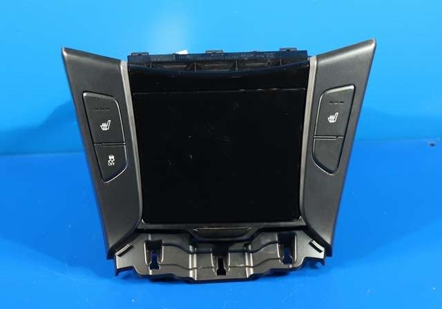 Dashbord diverse til Hyundai i40 2012-2017 (HYUNDAI|84630-3Z440|)