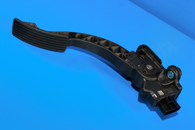 Pedal gass til Mitsubishi ASX 2010-2019 (MITSUBISHI|1600A102|)