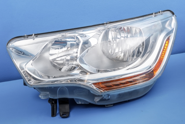 Frontlykt venstre halogen til Citroën C4, 2011-2017 (Type II)  (CITROEN|96 873082 80)