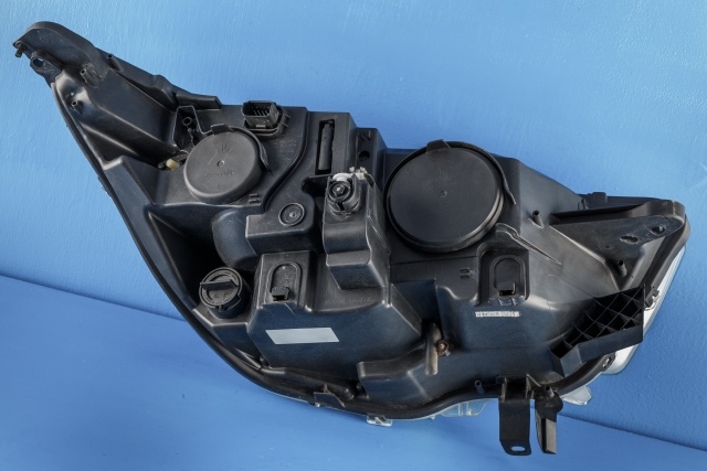 Frontlykt venstre halogen til Citroën C4 2011-2017 (Type II)  (CITROEN|96 873082 80|)
