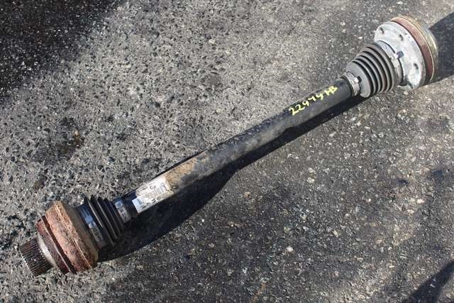 Drivaksel høyre bak, diesel/automat til Audi Q5, 2008-2012 (Type I, Fase 1)  (VAG|8R0 501 203 C)