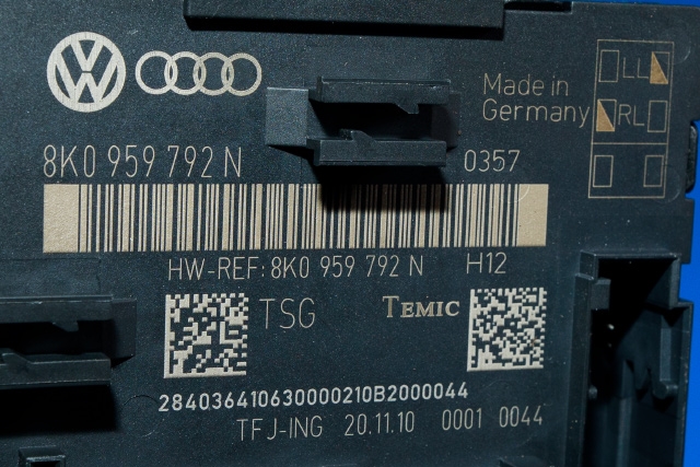 Styreenhet dør høyre foran til Audi Q5 2008-2012 (Type I, Fase 1) (VAG|8K0 959 792 N|)