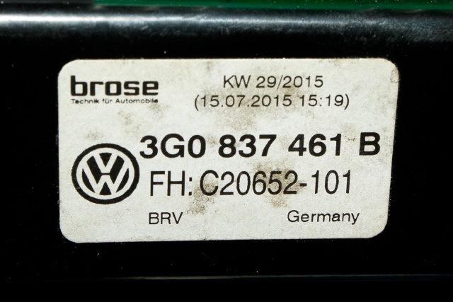 Ruteheis venstre foran til VW Passat 2015-2019 (Fase 1) (B8) (B8) (VAG|5Q4 959 801 B|)