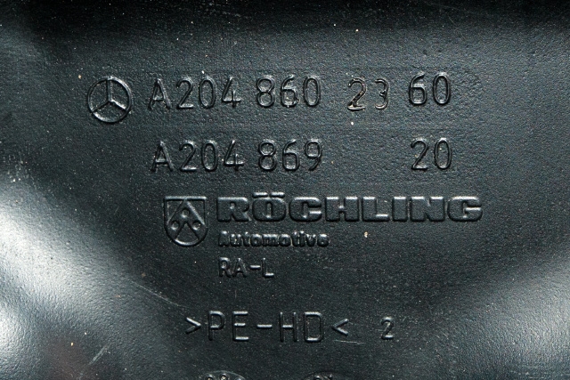 Spylertank foran til Mercedes E-Klasse, Coupe/Cab 2009-2013 (Fase 1) (C207) (C207) (MERCEDES|A 204 860 23 60|)