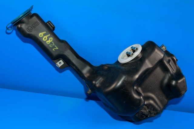 Spylertank foran til Mercedes E-Klasse, Coupe/Cab 2009-2013 (Fase 1) (C207) (C207) (MERCEDES|A 204 860 23 60|)