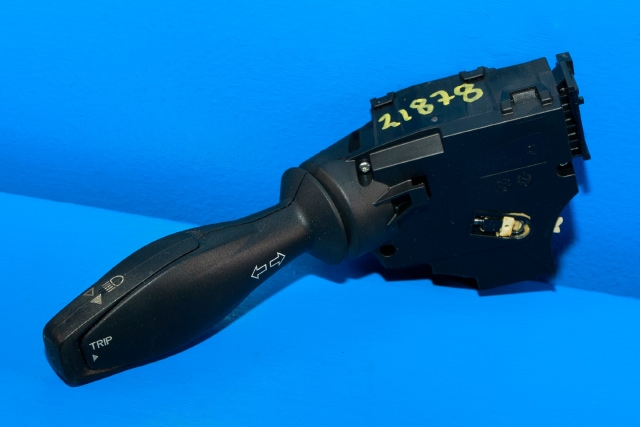 Bryter blink til Ford Fiesta 2013-2017 (Type VI, Fase 2) (FORD|8A6T-13335-BC|)