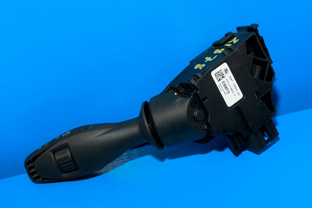 Bryter visker til Ford Fiesta 2013-2017 (Type VI, Fase 2)  (FORD|8A6T-17A553-AC|)
