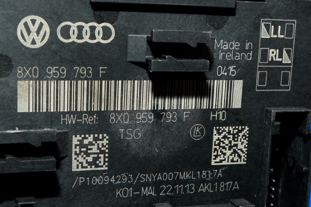 Styreenhet dør venstre foran til Audi A1 2010-2014 (Type I, Fase 1)  (VAG|8X0 959 793 F|)