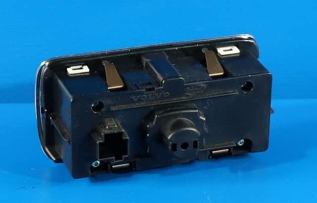 Bryter lys til Volvo V70 2014-2016 (Type III, Fase 2)  (VOLVO|30739448|)