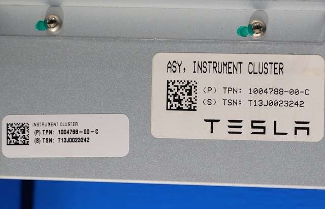 Instrumentpanel til Tesla Model S 2013-2016 (Fase 1)  (TESLA|1004788-00-C|)
