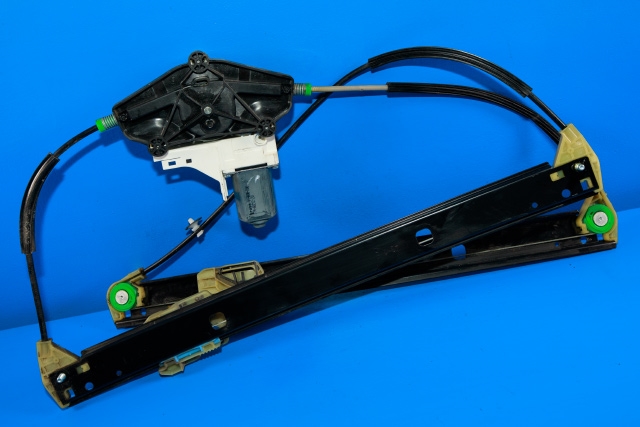 Ruteheis venstre foran til Audi Q5 2008-2012 (Type I, Fase 1) (VAG|8K0 959 801 B|)