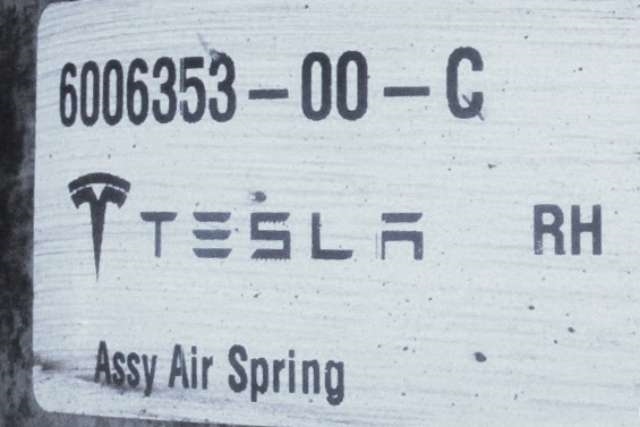 Fjærbein høyre bak til Tesla Model S 2013-2016 (Fase 1)  (TESLA|6006353-00-C|)