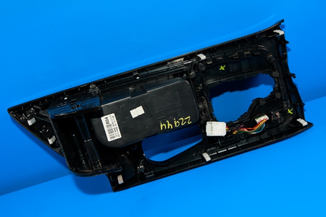 Dashbord koppholder til Hyundai i40 2012-2017  (HYUNDAI|84603-3Z040|)