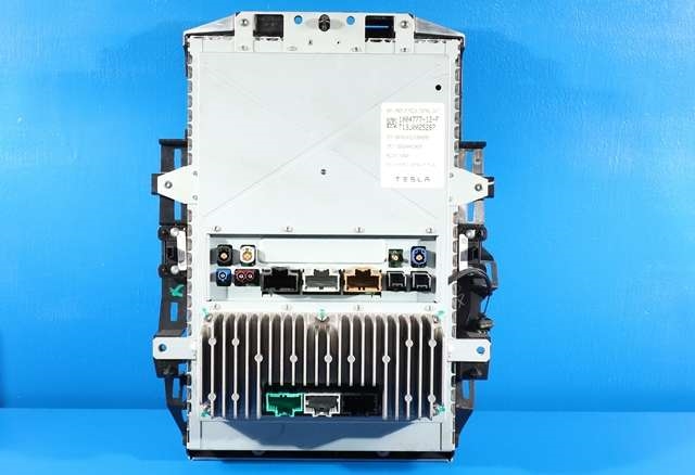 Multimedia display (MCU - Media Controller Unit) til Tesla Model S 2013-2016 (Fase 1) (TESLA|1004777-12-F|)