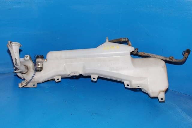Spylertank foran til Mitsubishi Pajero, 2007-2016 (Type IV, Fase 1)  (HLC-37055)