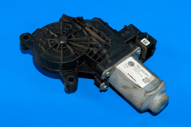 Ruteheis, kun motor, høyre foran til VW Transporter / Caravelle 2009-2015 (Fase 2) (T5) (T5) (VAG|7E0 959 802|)