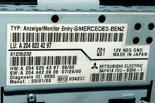 Bilstereo navigasjon skjerm til Mercedes C-Klasse 2007-2011 (Fase 1) (W204) (W204) (MERCEDES|A 204 820 42 97|)