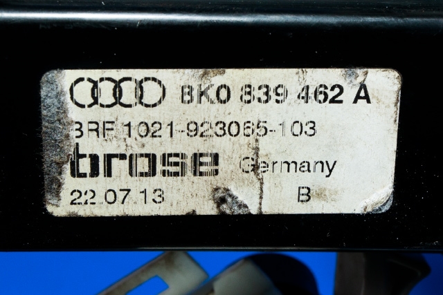Ruteheis høyre bak til Audi A4 2007-2014 (Type IV) (B8) (B8) (VAG|8K0 959 812 A|)