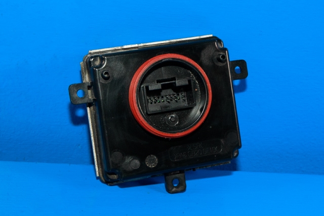 Styreenhet lys (LCM - Light Control Module) til Audi A4, 2007-2014 (Type IV) (B8) (B8) (VAG|4G0 907 697 D)