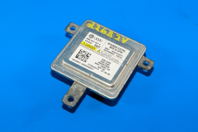 Styreenhet xenon/ballast til Audi A4 2007-2014 (Type IV) (B8) (B8) (VAG|8K0 941 597 E|)