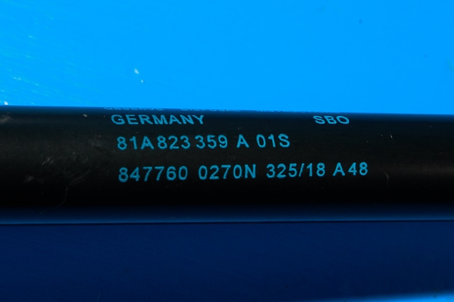 Panserdemper til Audi Q2 2016-->>  (VAG|81A 823 359 A|)