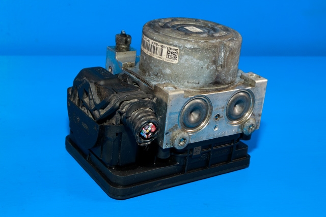 ABS sentral til Honda Civic 2012-2015 (Type IX, Fase 1)  (ATE|06.2102-1938.4|57110-TV2-E131-M1|)