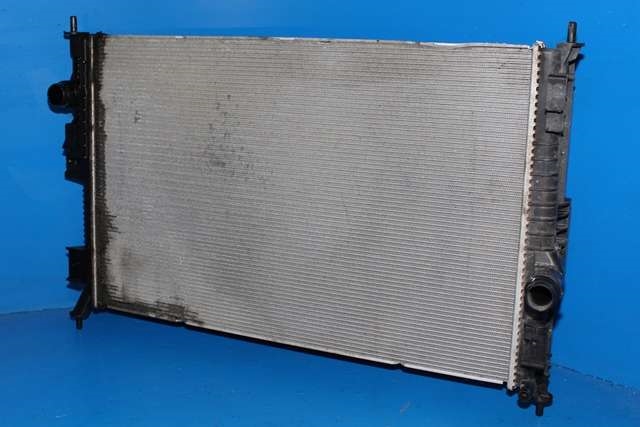 Radiator (automat gir) til Peugeot Partner 2019-->> (Type III)