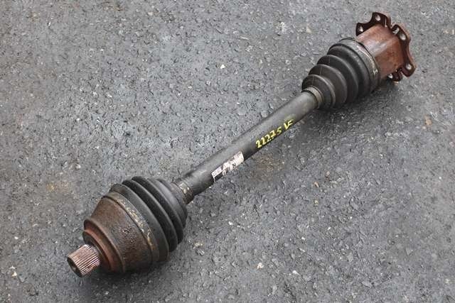 Drivaksel venstre foran, bensin/automat til Audi A8, 2003-2010 (Type II)