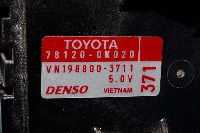 Pedal gass til Toyota Hilux 2012-2016 (DENSO|198800-3711|78120-0K020|)