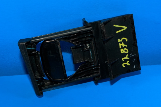 Dashbord koppholder til Toyota Hilux 2012-2016