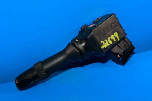 Bryter visker til Toyota Prius +7 2012-2020 (Type III) (stasjonsvogn) (stasjonsvogn) (TOYOTA|17F848-52290|)