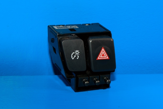 Bryter nødblink til Toyota Prius +7, 2012-2020 (Type III) (stasjonsvogn) (stasjonsvogn) 