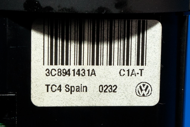 Bryter lys til VW Golf, Plus/Cross 2009-2013 (Fase 2)  (VAG|3C8 941 431 A|)