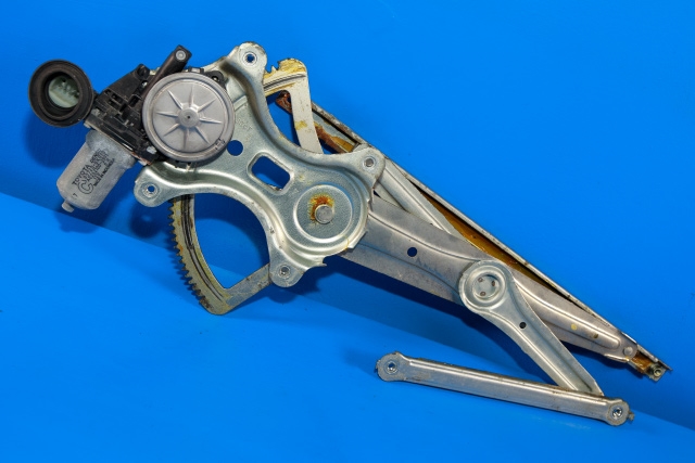 Ruteheis venstre foran til Toyota Hilux, 2012-2016  (DENSO|262100-2991)