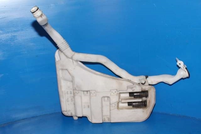 Spylertank foran til BMW 5-Serie 2010-2017 (F10/F11) (F10/F11) (BMW|7 269 665|)