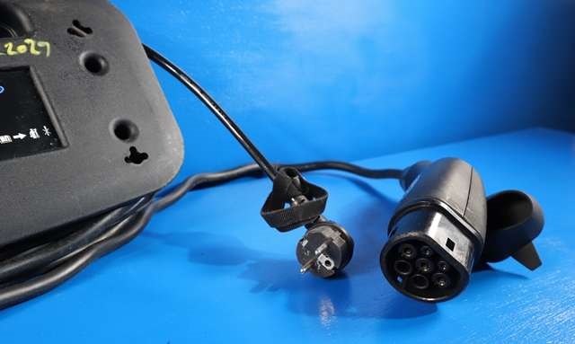 Batterilader kabel til Ford Focus, electric 2012-2018  (FORD|H1F8-10B706-CA|)